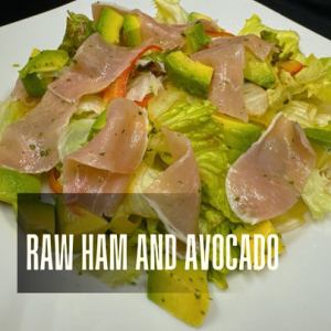 生ハムとアボカドのごちそうサラダ　Sサイズ