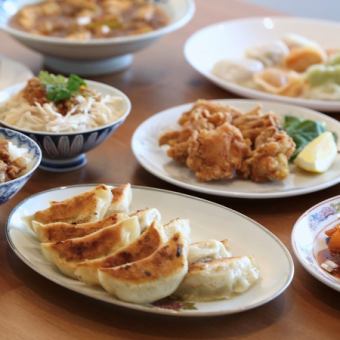 [非常受欢迎☆]享受我们引以为傲的有嚼劲的饺子♪鹤藤饺子套餐2500日元