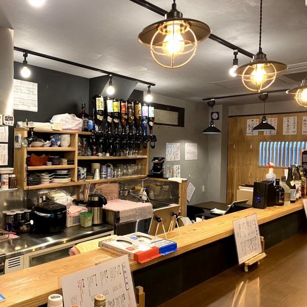 [Counter seats x table seats ◎] We have 6 counter seats and 3 table seats for 2 people.We can accommodate one person or multiple people.You can enjoy a panoramic view of the cooking process from every seat, creating a great atmosphere.We look forward to your visit.