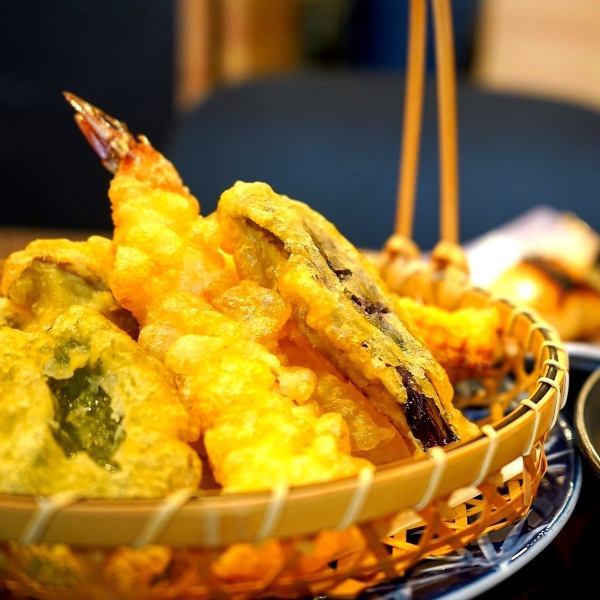 3 pieces of shrimp tempura 990 yen (tax included)