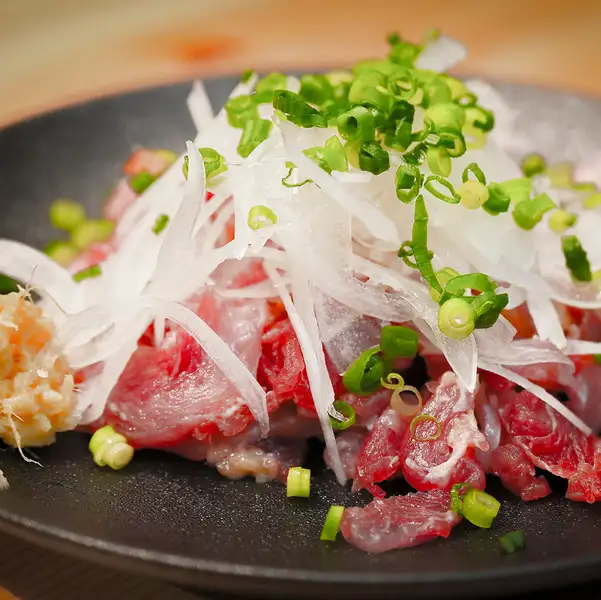 ★鹿児島の季節限定食材★【地鶏刺し】