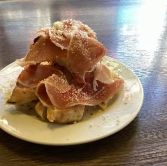 フォカッチャ