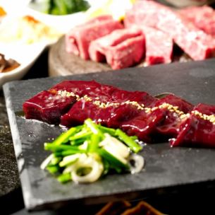 和牛レバー　-レバニラ薬味添え-