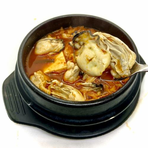 牡蠣泡菜鍋