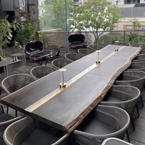 ▼国体道路沿 都会でBBQ