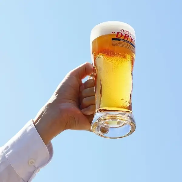 【120分飲み放題付き】開放的な空間でワイワイ盛り上がろう！生ビール含む飲み放題付！