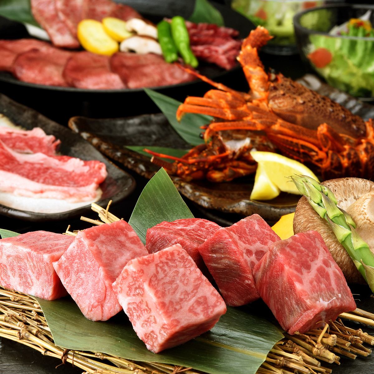 A course where you can enjoy thick-sliced Kuroge Wagyu beef steaks as yakiniku with all-you-can-drink