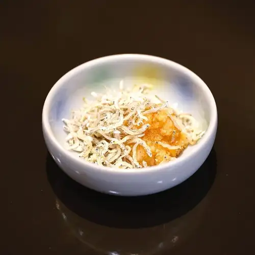 Ondo Chirimen (small dried sardines) with grated daikon radish