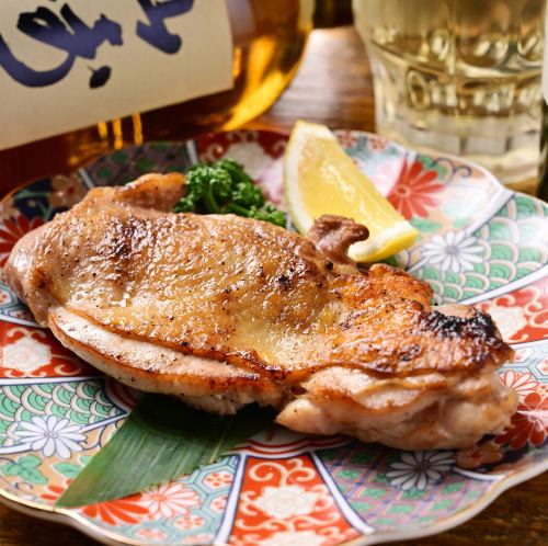 絶品炉端料理と串を味わうお店