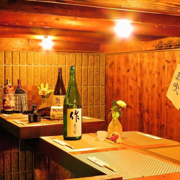 【中に入れば、まさに大人の贅沢隠れ家空間】店内に入るとそこはまさに遊び心満載の大人の隠れ家空間！懐かしさを感じる店内で絶品料理をご堪能【姫路　ランチ　居酒屋　焼鳥　昼飲み　女子会　貸切　朝まで　焼酎　誕生日　飲み放題　　昼宴会　焼肉　穴蔵個室もぐら　地酒】