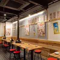 主要駅複数徒歩圏内の好立地！雰囲気抜群の店内★