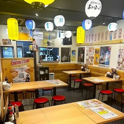 <p>京都駅から徒歩9分！16時から営業してるので昼飲みにもお使い頂けます★仕事終わりのサクッと飲みや、女子会、仲間同士のご利用に最適です♪※15分以上ご予約時間が遅れる際は必ず店舗までお電話くださいませ。15分以上の無連絡で遅れられた場合キャンセル扱いとなる可能性があります。</p>