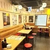 <p>全席禁煙なので空気もキレイで安心！ご家族連れ・お子様連れも大歓迎！みんなでワイワイ楽しめる居酒屋です！「あいよっ！」の掛け声が飛び交う串揚げ専門店！居心地抜群の大衆酒場。落ち着いた雰囲気の中で、心ゆくまでお酒と料理を楽しめます。</p>