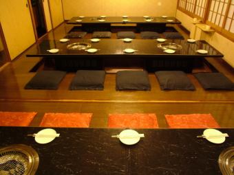 Horigotatsu seats with removable partitions♪