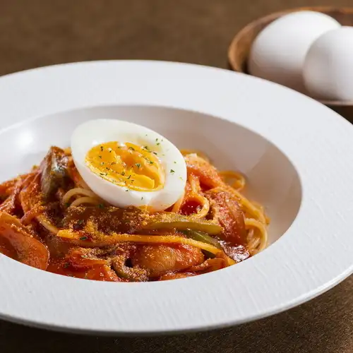 [Limited-Time Menu] Hard-Boiled Moon! Neapolitan Classico