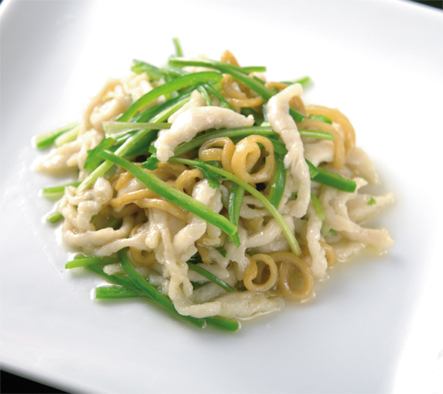 《青蓮流》一品料理 白いチンジャオロース(鶏肉)