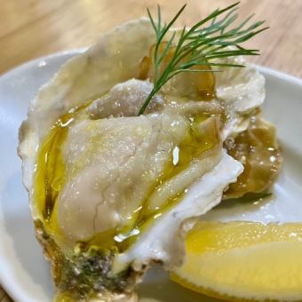 生蚝汁、生蚝冻或咸橄榄