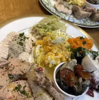 おつまみ盛り合わせ
