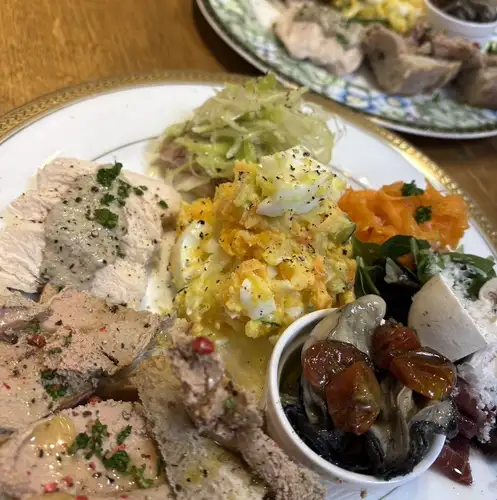 おつまみ盛り合わせ