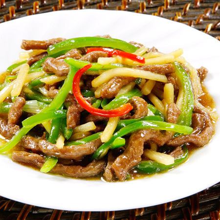 Stir-fried beef and pepper