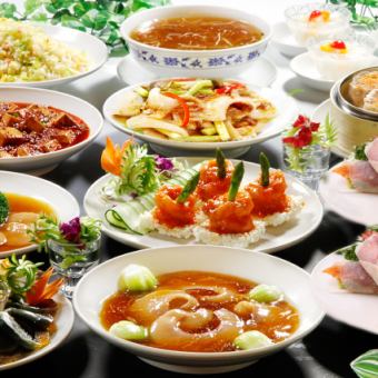 【仅限烹饪】主厨推荐套餐，北京烤鸭、红烧鱼翅（小）等11道菜品。
