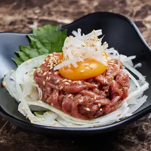 Wagyu roast beef yukhoe style / boiled tripe