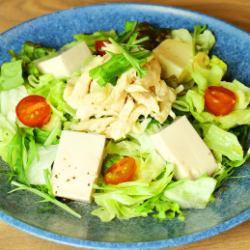 Tofu and steamed chicken salad