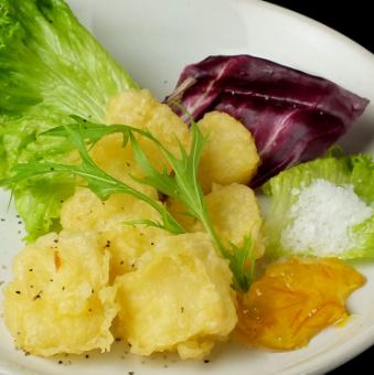 Camembert cheese tempura
