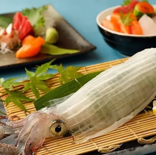 博多駅前で季節鮮魚と黒毛和牛を堪能