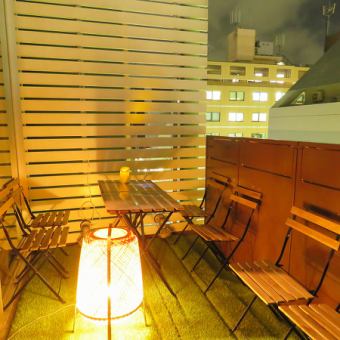 [Limited to 1 group per day] Terrace seats that can be used by more than 2 people!