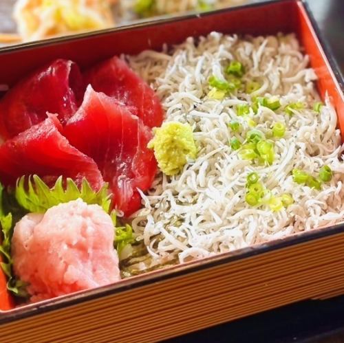 银鱼金枪鱼饭