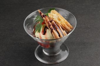 Mini Churro Parfait