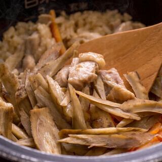5～6月『料理と飲み放題付き』初夏の味覚◆アサリとごぼう炊き込み土鍋ご飯など含むプラン