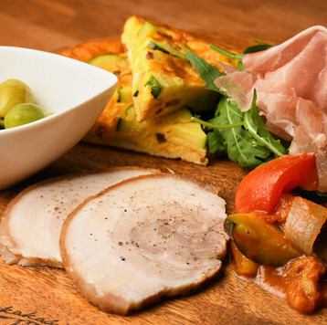 おまかせ前菜5種盛り合わせ 2p