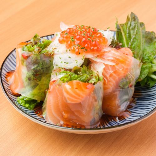 Salmon and cream cheese spring rolls