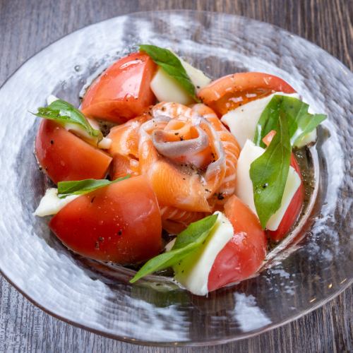 Salmon Caprese