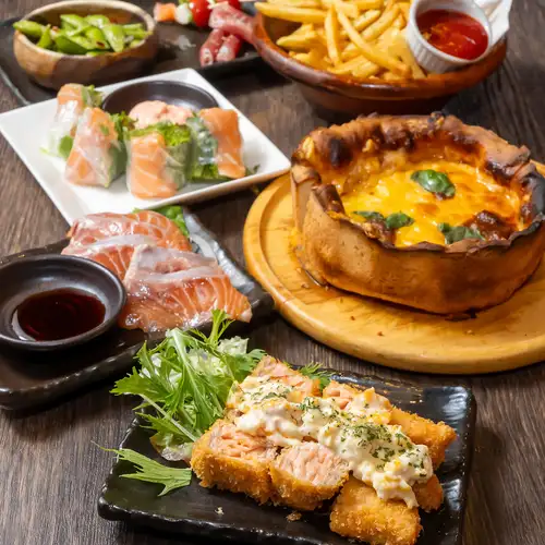 こだわりサーモン尽くし＆熱々シカゴピザのご褒美女子会プラン7品＋飲み放題4480⇒3480円