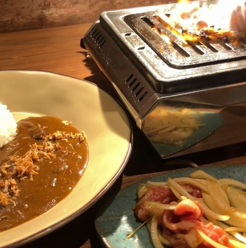 お昼の限定メニュー新登場！『炙り和牛カルビの焼肉カレー』