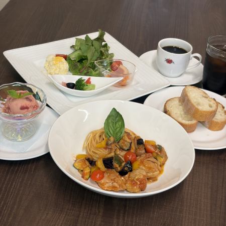 【平日限定】月替わりパスタセット!サラダ・バケットでしっかり堪能◆ご家族やご友人と一緒に◎