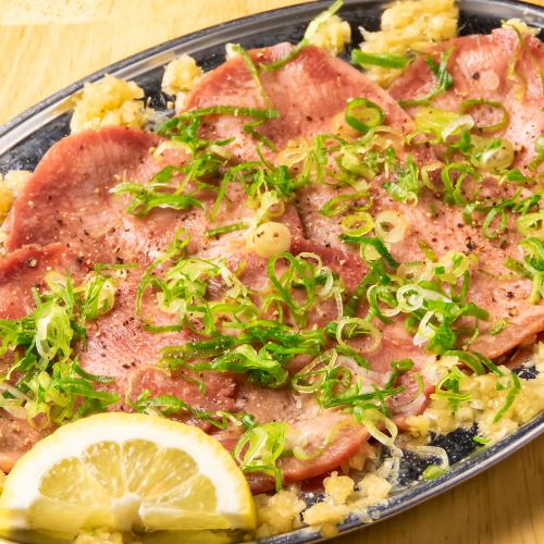 特製にんにく×胡椒が決め手！『にんにくネギ塩タン』