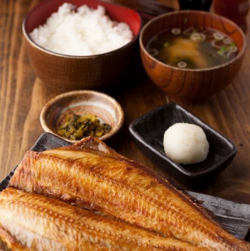 [Cheap and delicious!] Good value for money, Akihabara lunch! Perfect for a variety of lunches for singles, co-workers, friends, etc.♪