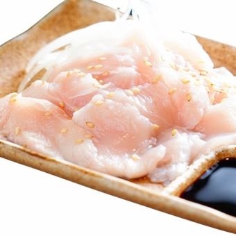 Domestic red chicken breast sashimi