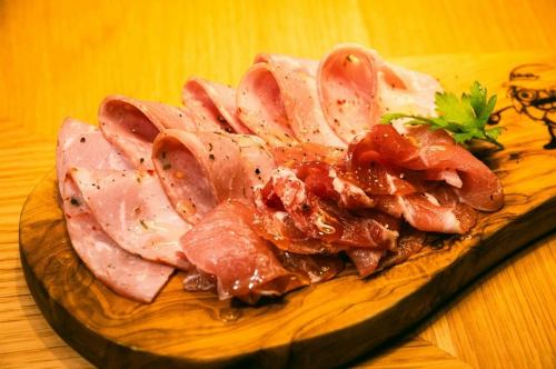 Assorted Aso wild pork prosciutto and ham