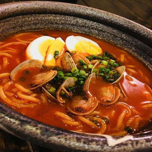 Spicy clam noodles