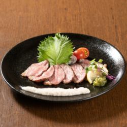 黒毛和牛の和風ローストビーフ　酒粕ソース