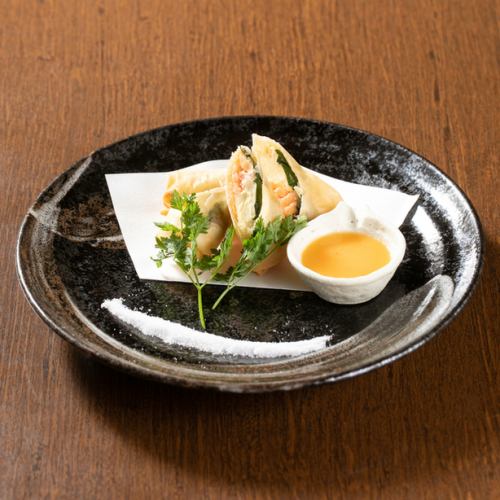 サーモンとクリームチーズの春巻き