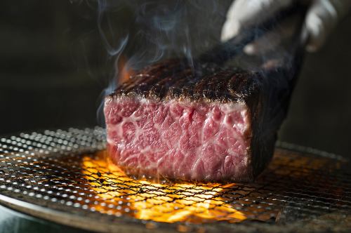 The best Japanese black beef at a reasonable price !!