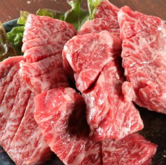 Wagyu beef skirt steak (with sauce)