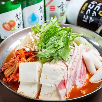 いつでもおいしい♪♪旨辛チゲ鍋 全7品コース1人前 3000円(税込)※単品1人前 1600円(税込)