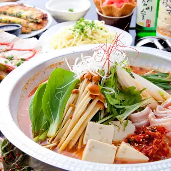 【鉄板・鍋からメインが選べる♪】お料理のみコース 全7品 3000円(税込)※飲み放題なし